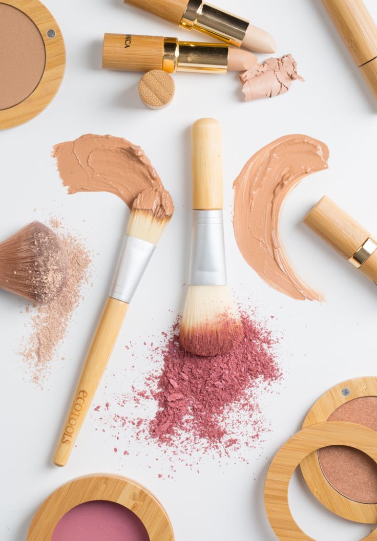 VEGAN & CLEAN BEAUTY